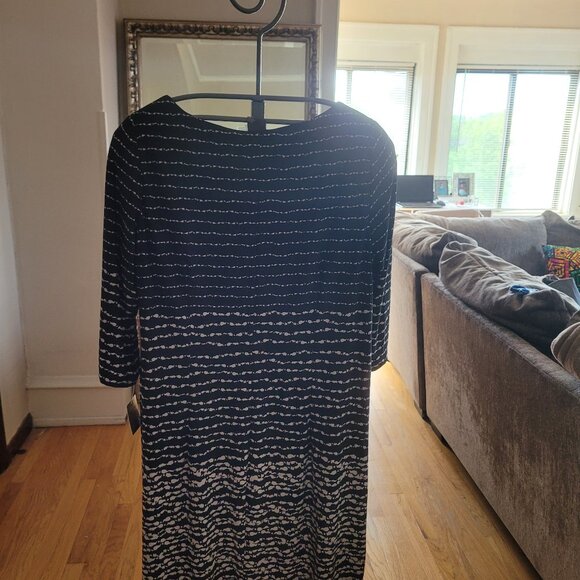 Dress Size 16 - Picture 2 of 3